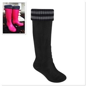 Black & Gray Fleece Bootliner